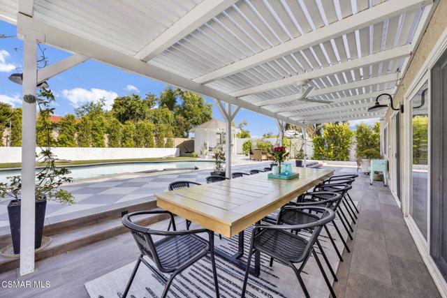 5308 Ambridge Drive, Calabasas CA: https://media.crmls.org/mediaz/1a27f8d0-531c-4383-aeec-494f5886cc18.jpg