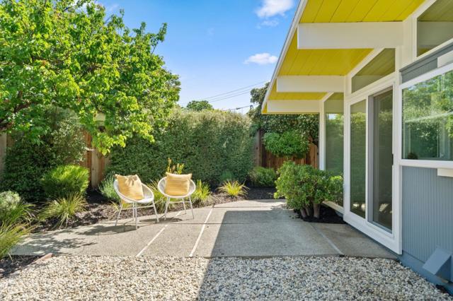 3310 Kenneth Drive, Palo Alto CA: https://media.crmls.org/mediaz/1a28585d-0e51-4f42-8a05-300cd55ca3dd.jpg