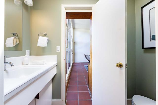 876 Southampton Drive, Palo Alto CA: https://media.crmls.org/mediaz/1a2858b4-7962-4f83-be1e-89921321d3fb.jpg