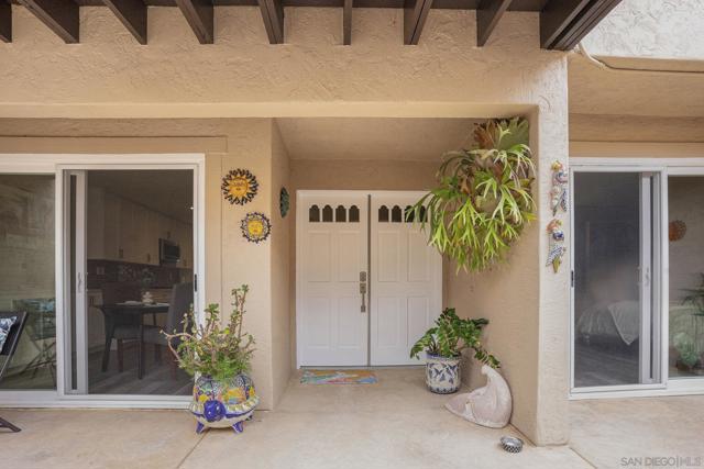 2026 Avenue of the Trees, Carlsbad CA: https://media.crmls.org/mediaz/1a290ac5-61c2-4488-a44f-aa4ab6883158.jpg
