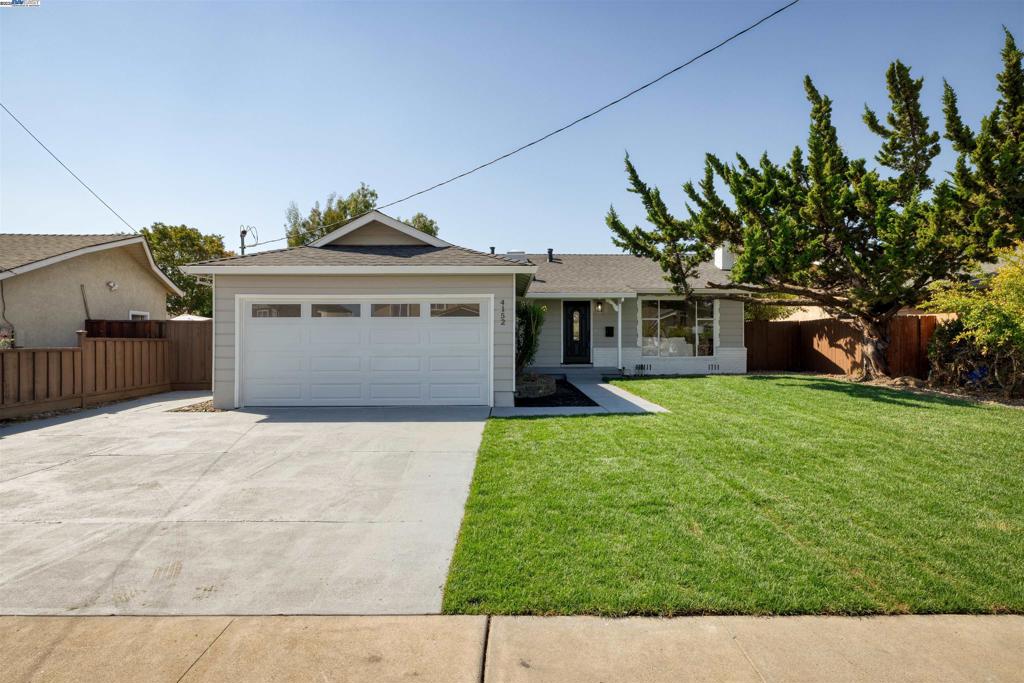 4152 Converse St