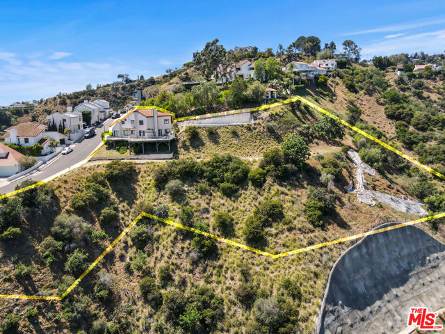 Image 4 of 15 For 1854 Crescent Heights Boulevard