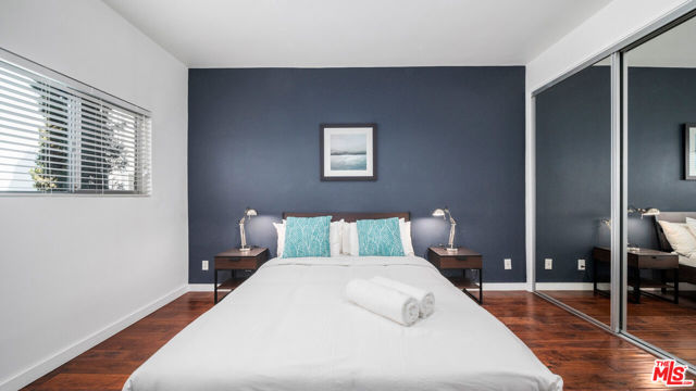 1818 Thayer Avenue, Los Angeles CA: https://media.crmls.org/mediaz/1a29ae43-b7a1-42c9-85bd-0f1ad820edc9.jpg