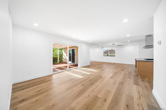 Image 12 of 45 For 5017 Mount Gaywas Dr