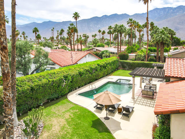 2305 E Sonora Road, Palm Springs CA: https://media.crmls.org/mediaz/1a2bc374-9f15-4eca-96ad-b48626c6fb1c.jpg
