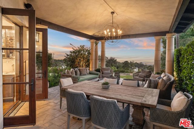 3091 Hidden Valley Lane, Santa Barbara CA: https://media.crmls.org/mediaz/1a2bfa95-70f4-48d5-90ad-395a432cb467.jpg