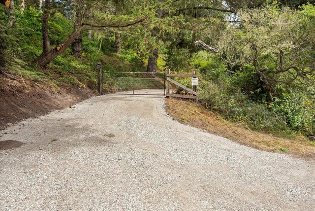 0 Stage Road,  CA: https://media.crmls.org/mediaz/1a2c7e06-7b7f-4292-83b4-92ac67f80a1a.jpg