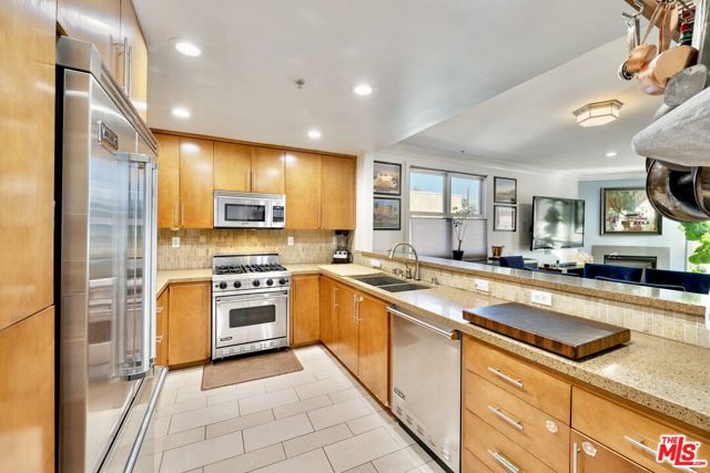 Details for 357 Hayworth Avenue 201, Los Angeles, CA 90048