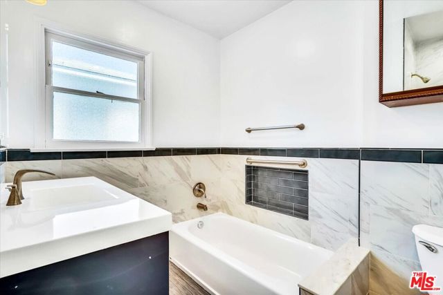4026 McLaughlin Avenue photo 21
