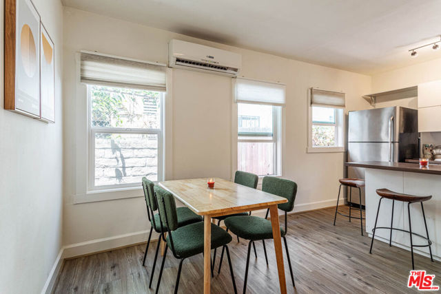 4307 Burns Avenue, Los Angeles CA: https://media.crmls.org/mediaz/1a2f88f1-0de4-4a06-bf2d-3d86ca123a22.jpg