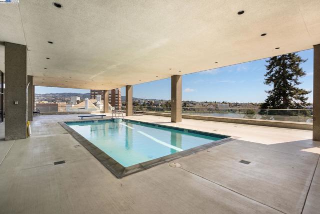 Image 34 of 39 For 565 Bellevue  1903