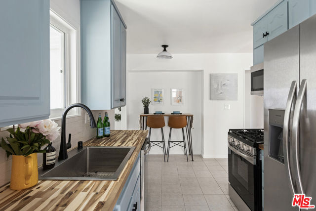 21109 Longworth Avenue, Lakewood CA: https://media.crmls.org/mediaz/1a2fd03f-2724-4283-a7c6-79a824d0f313.jpg