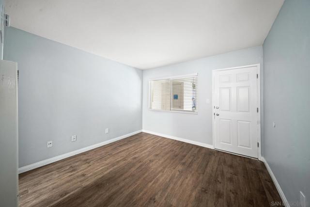 Image 18 of 26 For 1415 Grand Avenue