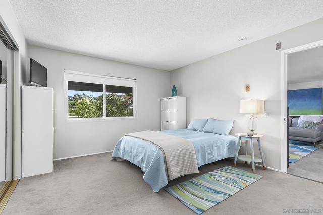 2510 Clairemont Dr, San Diego CA: https://media.crmls.org/mediaz/1a317e6a-4b20-41a2-98a1-098730bb9fdc.jpg