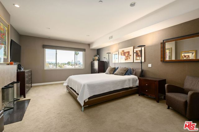 12026 Rhode Island Avenue, Los Angeles CA: https://media.crmls.org/mediaz/1a327704-6aae-47ec-8c42-1407667c1dd4.jpg