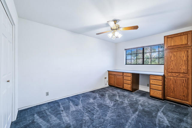 204 Fairway Drive, Needles CA: https://media.crmls.org/mediaz/1a332931-17c5-4a9a-855d-c813ee50fac1.jpg