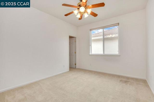 2460 Covelite Way, Antioch CA: https://media.crmls.org/mediaz/1a33cb66-0560-42b6-ac15-63128e4cf213.jpg