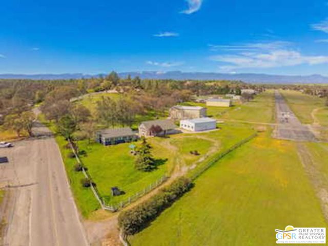 Image 6 of 11 For 17315 Rancho Tehama Road