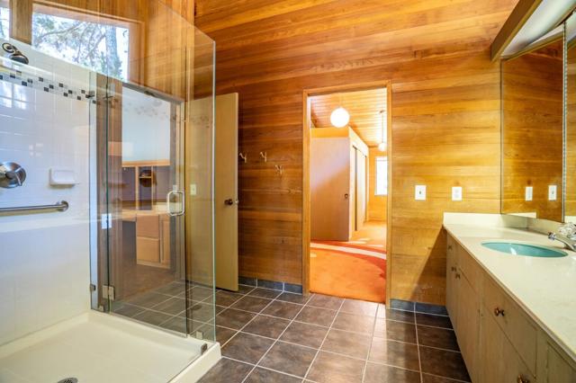 45 Ranch Road, Woodside CA: https://media.crmls.org/mediaz/1a34d8e4-db25-432a-8e66-1f35521aa869.jpg