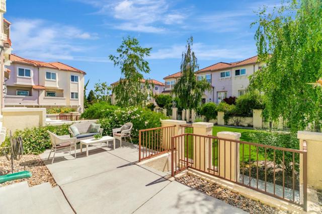 867 Neal, San Jose CA: https://media.crmls.org/mediaz/1a34dc2a-e450-4343-b239-4fcd736b202b.jpg
