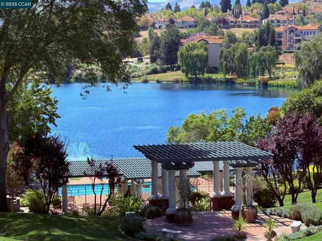 3019 Tahoe Pl, San Ramon CA: https://media.crmls.org/mediaz/1a34e672-f234-4803-a511-9a6ac4428c19.jpg