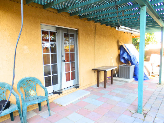 13547 Caliente Drive, Desert Hot Springs CA: https://media.crmls.org/mediaz/1a355e1d-e448-4794-9c9e-e901ce06bc91.jpg