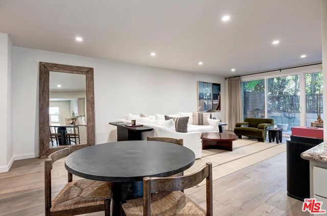 874 Hammond Street, West Hollywood CA: https://media.crmls.org/mediaz/1a35a092-5371-408f-b680-b3365aafbf71.jpg