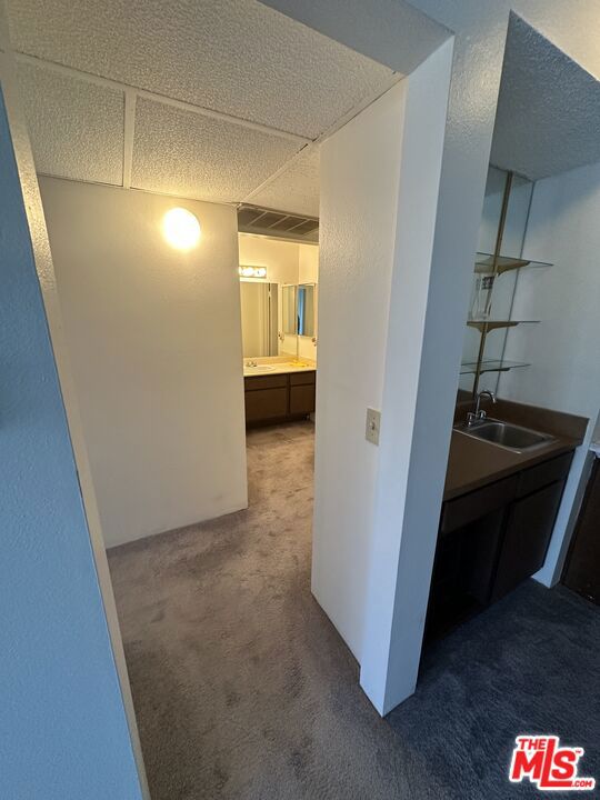8316 Raintree Circle, Culver City CA: https://media.crmls.org/mediaz/1a35cfca-7e82-4a68-8888-f213914ac8d2.jpg