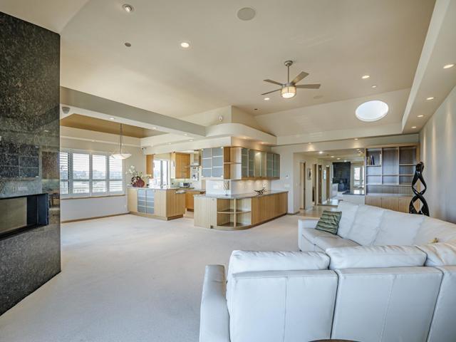 515 2nd Street, Santa Cruz CA: https://media.crmls.org/mediaz/1a36221b-de95-4d44-a00e-de493044ce62.jpg