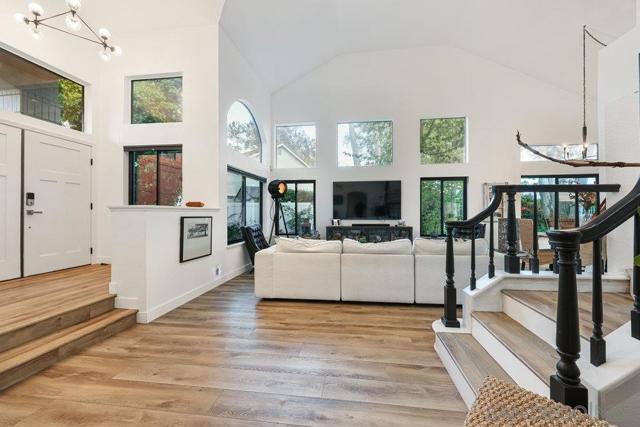366 Doheny Bay Court, Oceanside CA: https://media.crmls.org/mediaz/1a3657d9-77cb-47e3-bb45-57df82b4fe5b.jpg