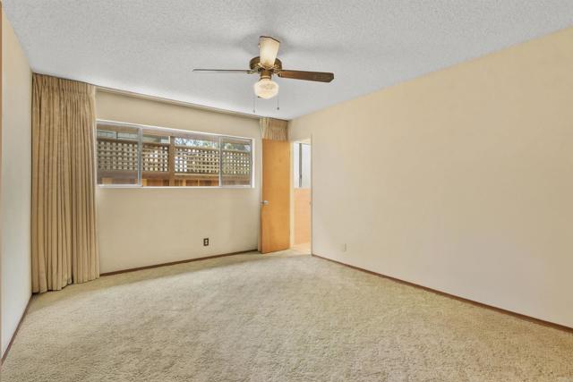 3448 Goldfinch Street, San Diego CA: https://media.crmls.org/mediaz/1a373898-cd1d-49b4-9eac-d2a41ca9e58c.jpg