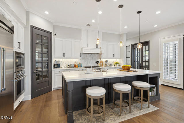 4111 Adriatic Street, Oxnard CA: https://media.crmls.org/mediaz/1a37e387-95f6-4757-bfaf-61a1ad7d8f27.jpg