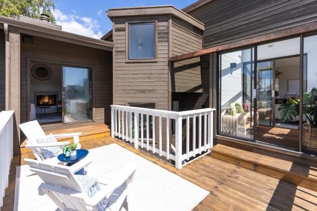 221 Via Lantana, Aptos CA: https://media.crmls.org/mediaz/1a38c75d-cb30-4a37-8227-9c215003f807.jpg