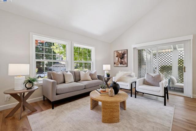 7467 Sundrop Ct, Pleasanton CA: https://media.crmls.org/mediaz/1a38d939-0a47-4df9-8da4-03777c81a11f.jpg