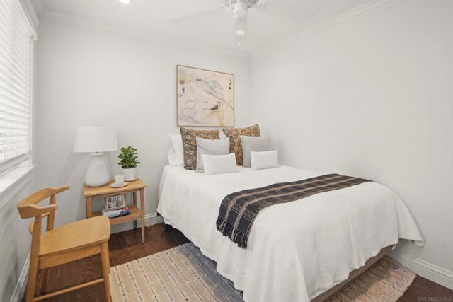 950 Olive Ave, Coronado CA: https://media.crmls.org/mediaz/1a39456c-fa65-4f68-a050-289085bb4ad4.jpg