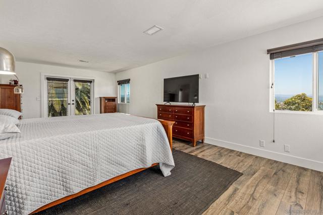 16641 Eagles Crest Rd, Ramona CA: https://media.crmls.org/mediaz/1a3a1d20-586e-4952-85b5-4681f78e86f4.jpg