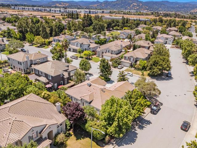 18400 Capistrano Way, Morgan Hill CA: https://media.crmls.org/mediaz/1a3a4fa7-3bf5-469d-acc5-ae4df1a50140.jpg