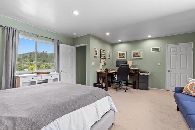 Detail Gallery Image 18 of 35 For 2528 Windmill View Rd, El Cajon,  CA 92020 - 4 Beds | 2 Baths