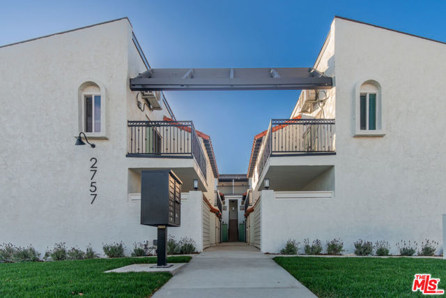 2757 Andreo, Torrance CA: https://media.crmls.org/mediaz/1a3c47ac-9935-4202-a0f9-390461be715b.jpg