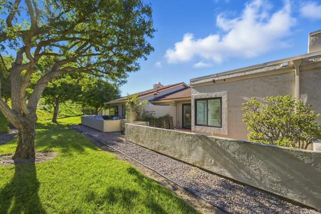 Detail Gallery Image 28 of 51 For 18023 Avenida Alozdra, Rancho Bernardo (San Diego),  CA 92128 - 2 Beds | 2 Baths