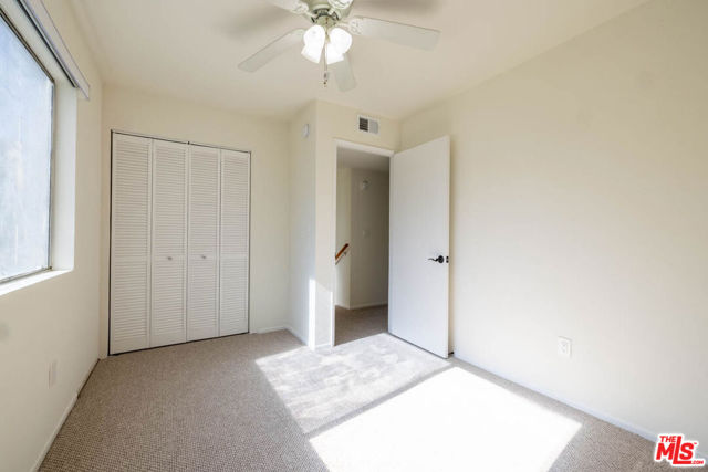 18524 Mayall Street, Northridge CA: https://media.crmls.org/mediaz/1a3de6a8-3b70-4681-93f2-ffd5df1a7198.jpg