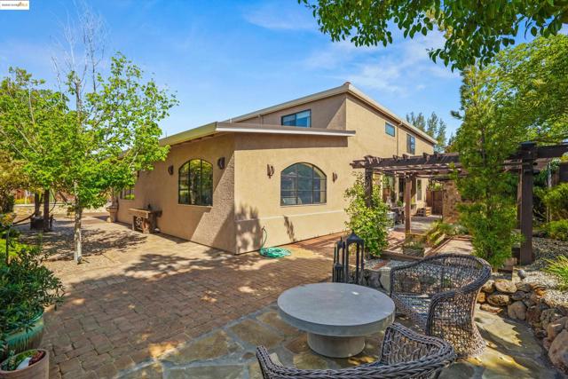 379 Yukon Way, Livermore CA: https://media.crmls.org/mediaz/1a3e42f4-529b-4df9-82f3-86d7656ef581.jpg