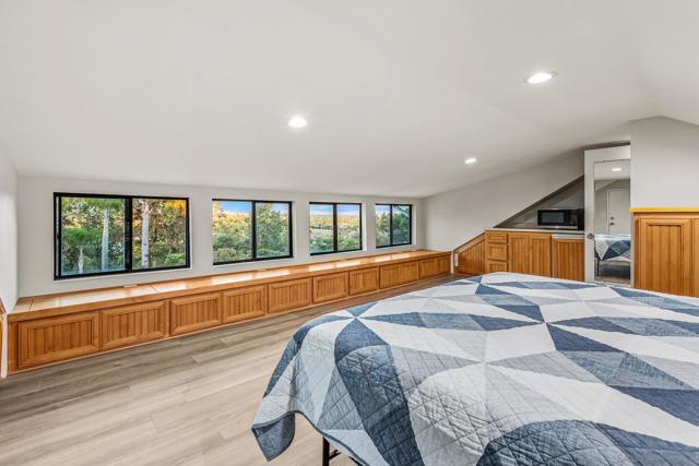 1677 S Hill Ave, Fallbrook CA: https://media.crmls.org/mediaz/1a3e487e-0890-47c9-bfbe-30f6c7fa207c.jpg