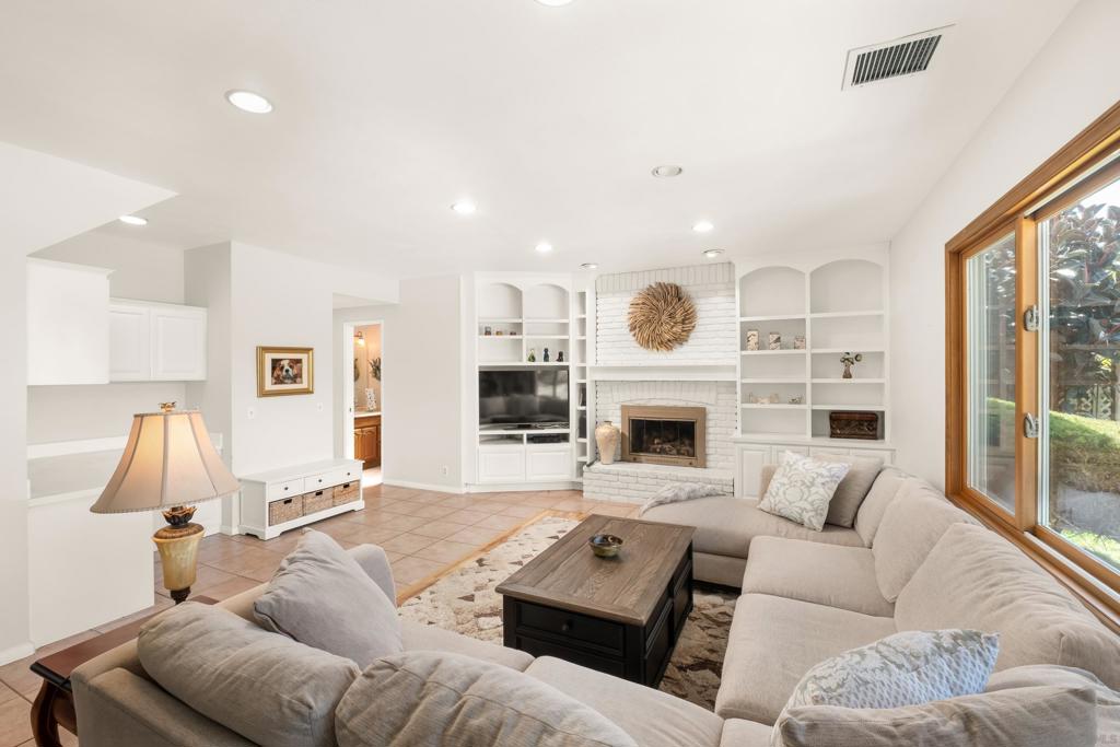 2614 Abedul Street - photo 20
