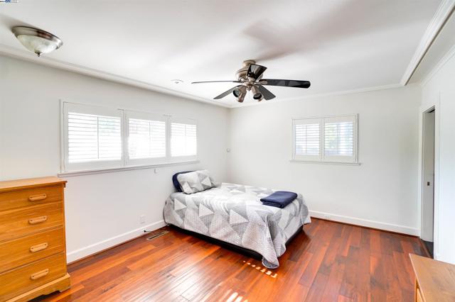 Image 4 of 11 For 750 Mirador Ct