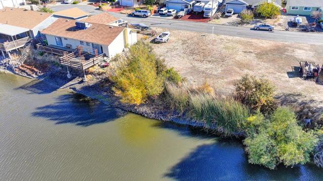 613 Bass Lane, Clearlake Oaks CA: https://media.crmls.org/mediaz/1a3f8e41-d282-4542-8fdd-4328da182c1e.jpg