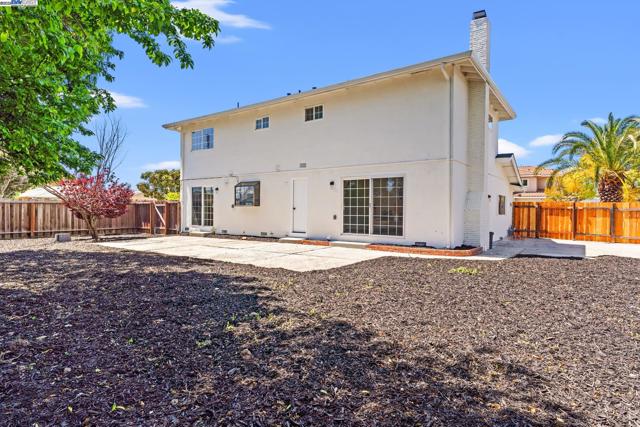 37807 Lobelia Dr, Newark CA: https://media.crmls.org/mediaz/1a3fdbac-1a4d-41d6-9c60-6c5939960958.jpg