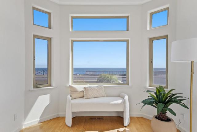 940 W Cliff Drive, Santa Cruz CA: https://media.crmls.org/mediaz/1a40573e-1537-4f0f-8d6e-215b43a14756.jpg