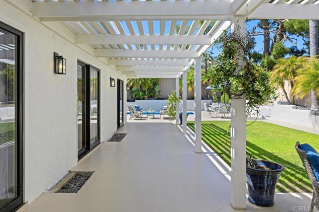5918 Germaine Lane, La Jolla CA: https://media.crmls.org/mediaz/1a409a90-f845-493b-ba30-b74e534890db.jpg