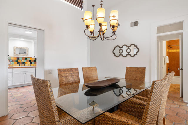 48980 Wildwood Lane, Palm Desert CA: https://media.crmls.org/mediaz/1a40eecb-8448-45fa-9257-b03ed382a15f.jpg